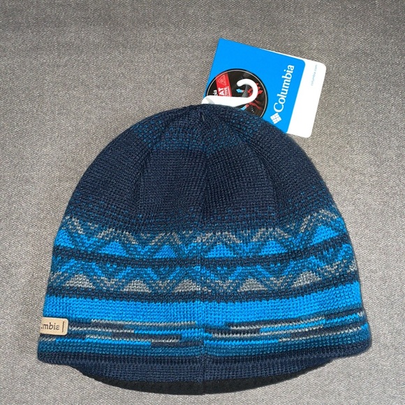 NWT.  Columbia sportswear company.  Omni heat hat. 1 size fits all - Picture 2 of 5